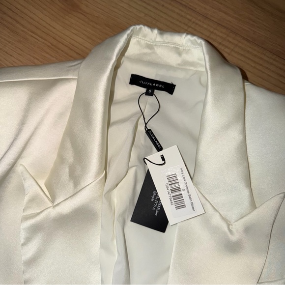 JLUXLABEL Ivory Double-Breasted Blazer - Picture 2 of 2